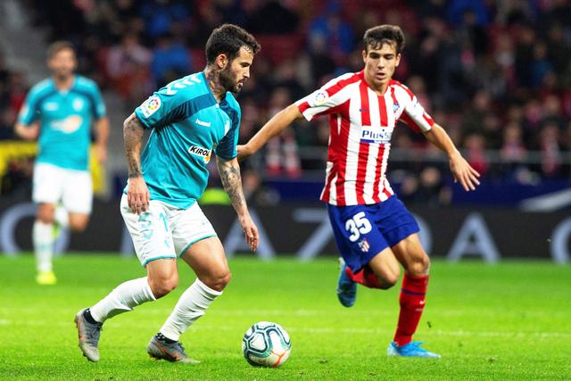 英超最佳阵：萨拉赫领衔，帕尔默&加克波在列