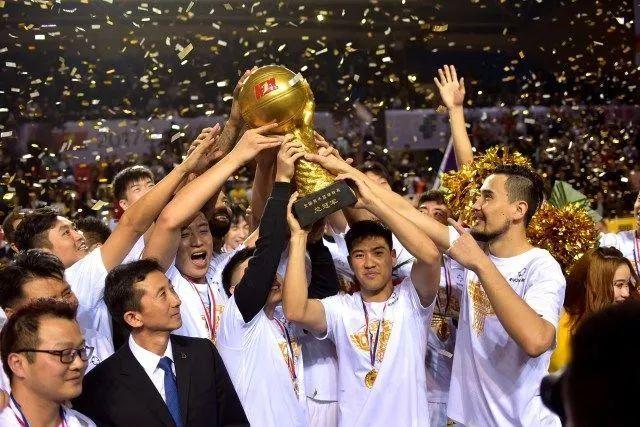 CBA常规赛第40轮：福建客场战胜广东